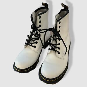 Dr. Martens boot